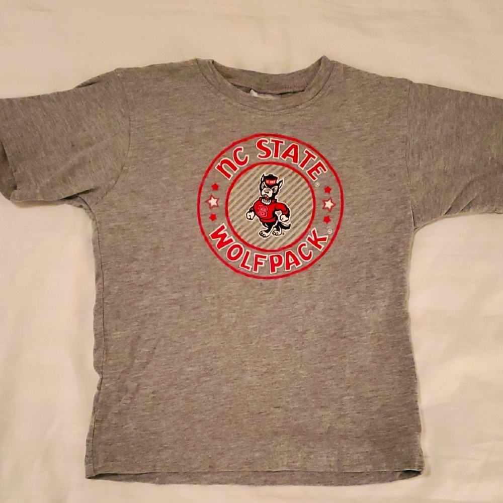 NC State Wolfpack 🌻 Kids Gray T-Shirt 4T